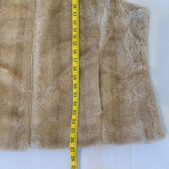 Women’s Coldwater Creek 2X Polyester Lined Faux Blonde Fur Vest With Pockets - Picture 7 of 8